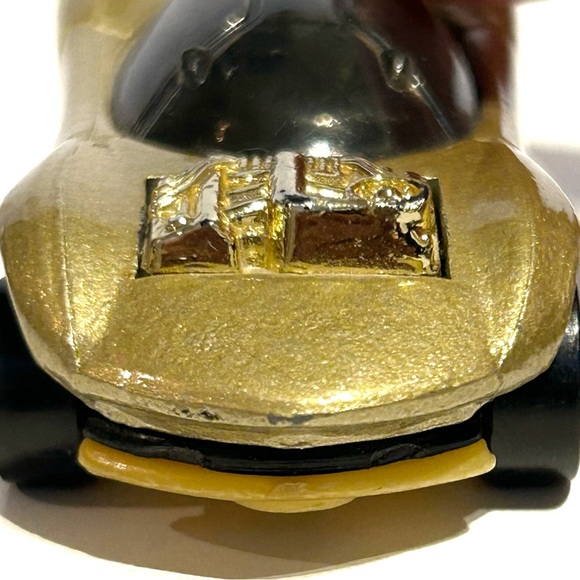 Vintage 1991 Hot Wheels Metallic Gold Diecast Model Sports Race Car Toy Black - Picture 9 of 11